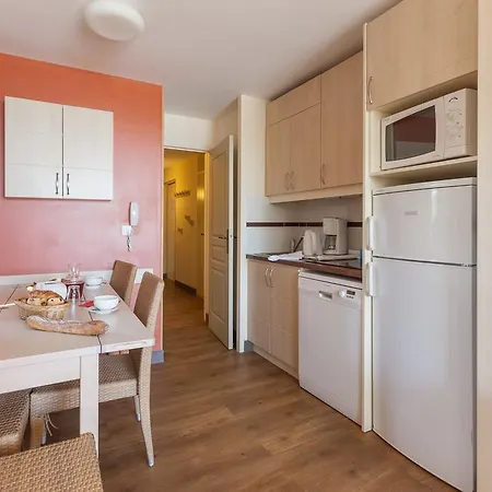 Aparthotel Francia Ii 3*